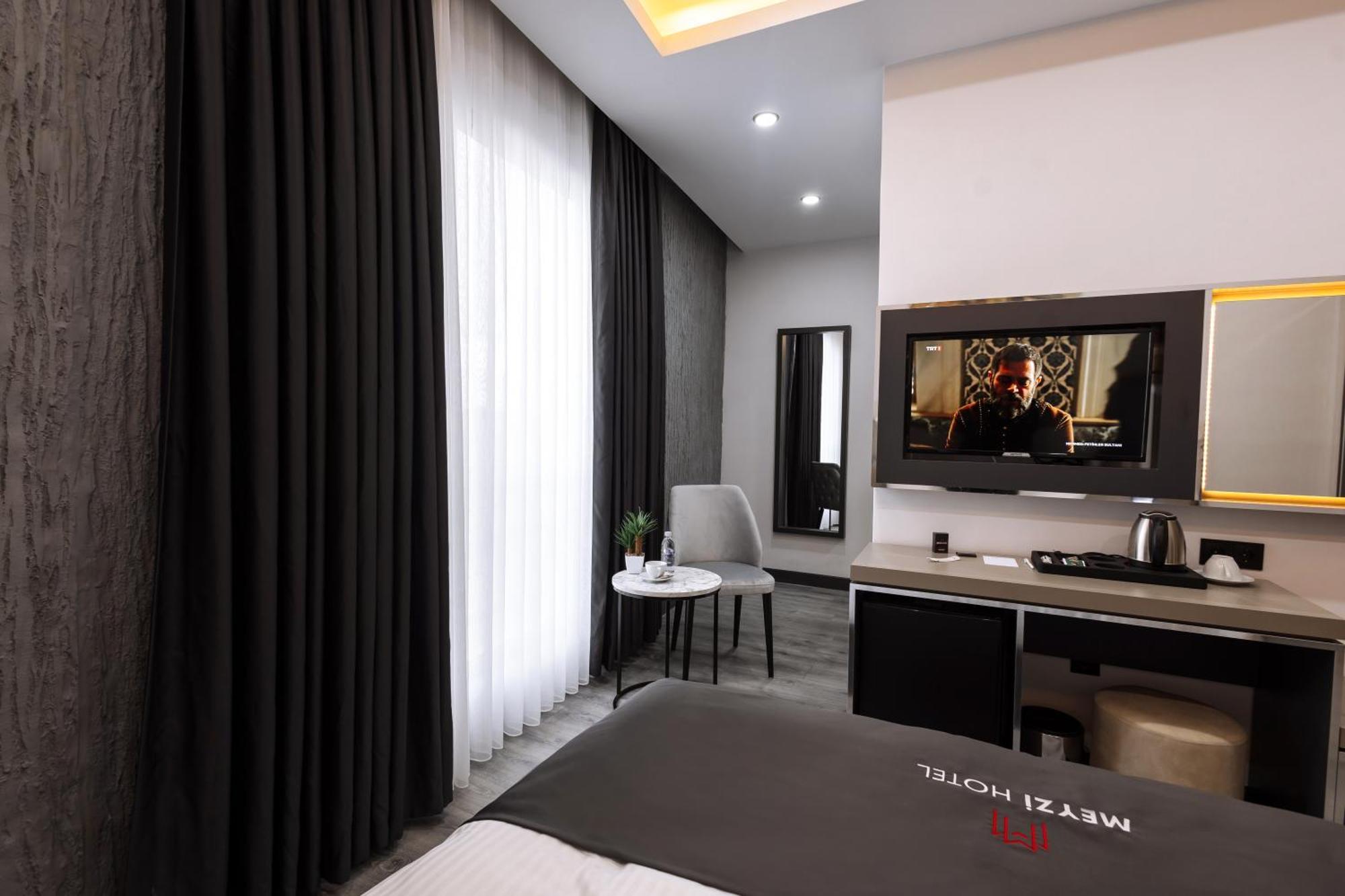 Meyzi Hotel Истанбул Екстериор снимка