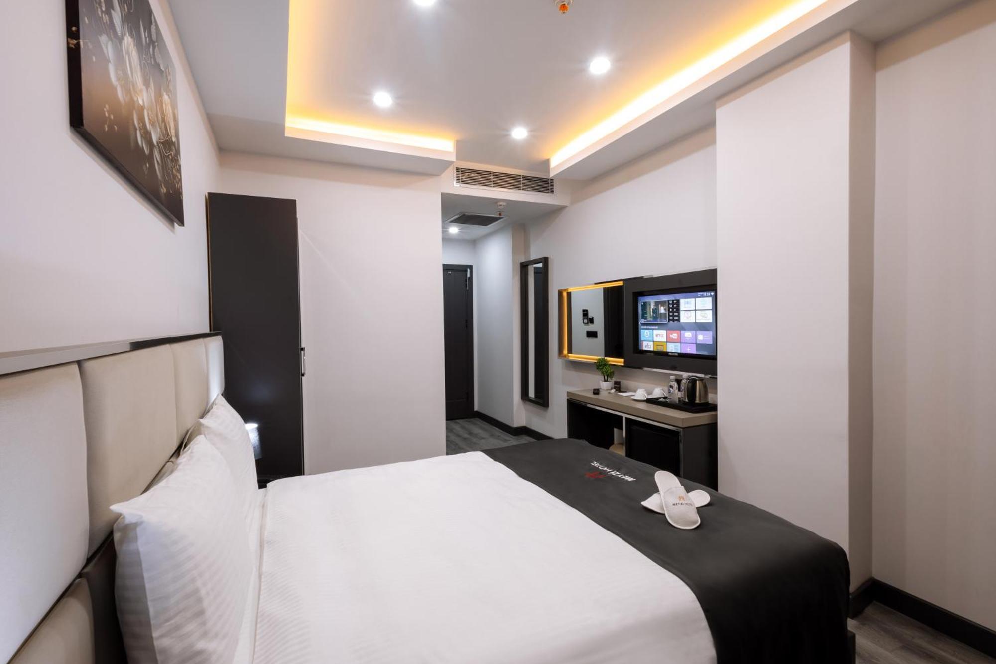 Meyzi Hotel Истанбул Екстериор снимка