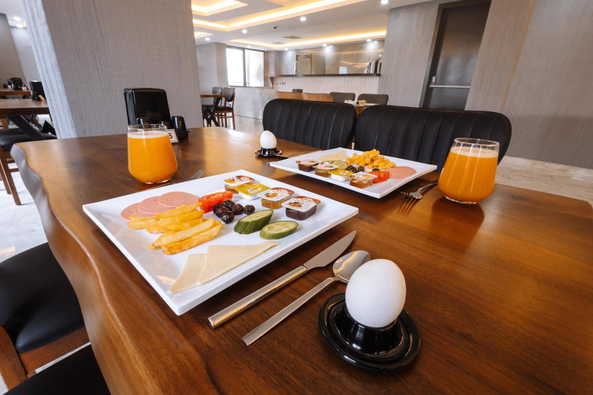 Meyzi Hotel Истанбул Екстериор снимка